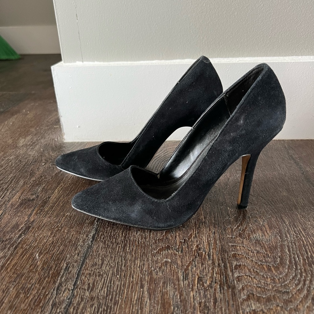 Aldo black suede heels